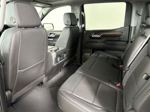 Used 2024 GMC Sierra 1500 Denali w/ Denali Reserve Package image 26