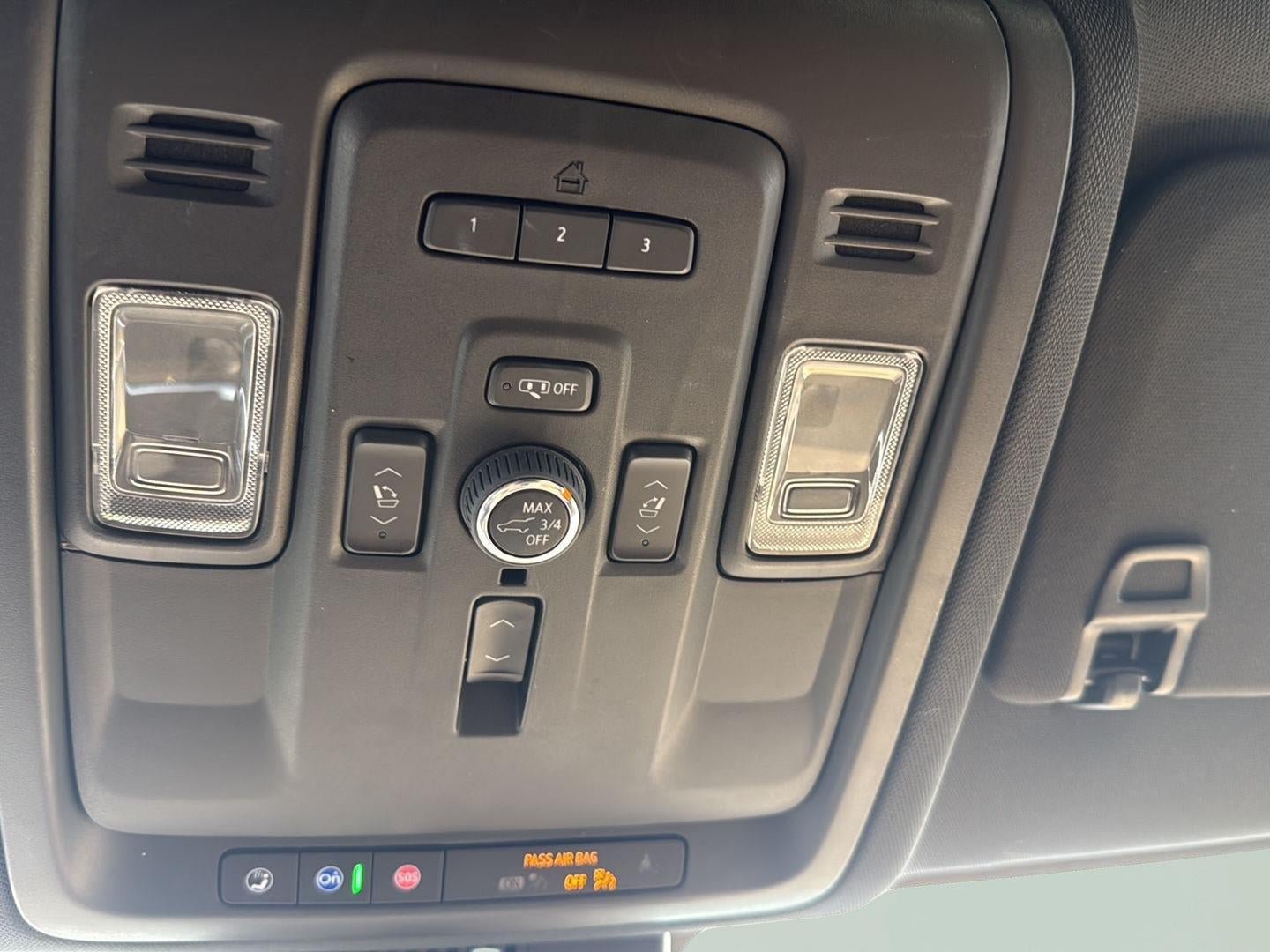 Used 2023 Chevrolet Tahoe Premier AWD/4WD image 27