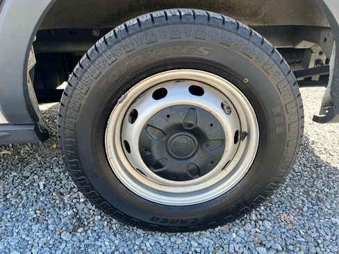 Used 2018 Ford Transit 150 130 Low Roof RWD image 8