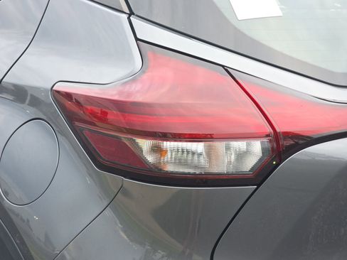 Used 2023 Nissan Kicks S FWD image 30