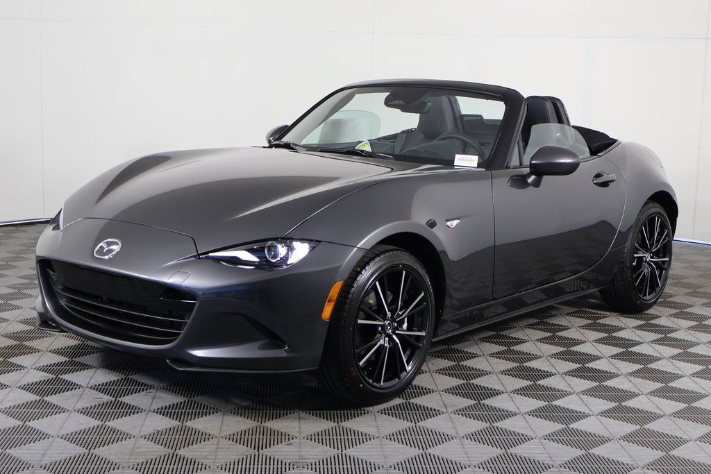 New 2026 MAZDA MX-5 Miata Grand Touring w/ Weather Package RWD image 3