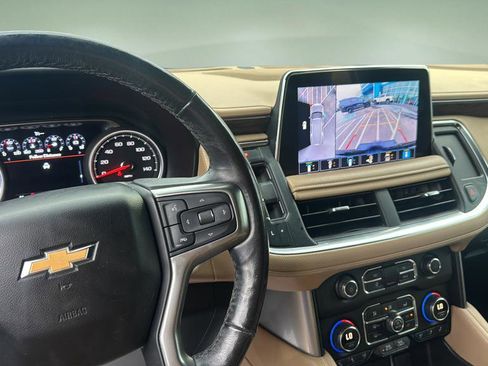 Used 2021 Chevrolet Tahoe Premier w/ Premium Package RWD image 9