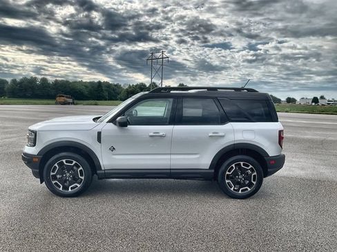 Used 2023 Ford Bronco Sport Outer Banks w/ Tech Package AWD/4WD image 17