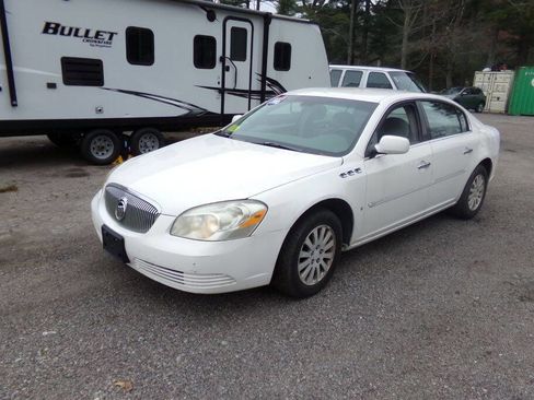 Used 2006 Buick Lucerne CX w/ Entertainment Package image 1