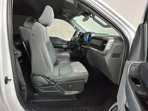 Used 2023 Ford F150 XLT AWD/4WD image 30