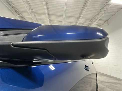 Used 2022 Chevrolet Equinox RS w/ Infotainment Package image 12