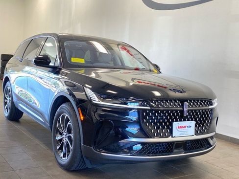 New 2026 Lincoln Nautilus Premier w/ Equipment Group 102A AWD/4WD image 2