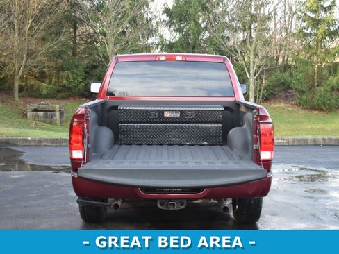 Used 2017 RAM 1500 Express RWD image 18