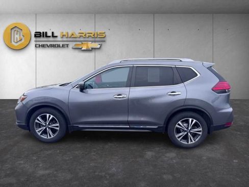 Used 2017 Nissan Rogue SL w/ SL Premium Package FWD image 5