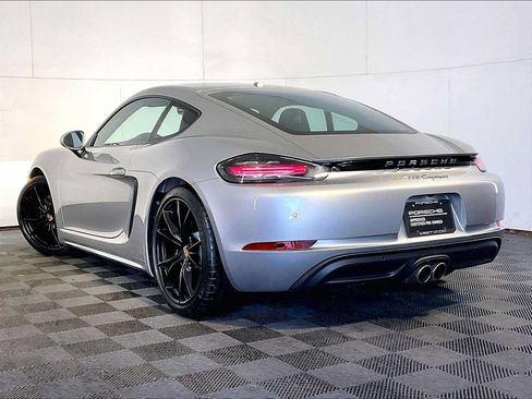 Certified 2024 Porsche 718 Cayman RWD image 3
