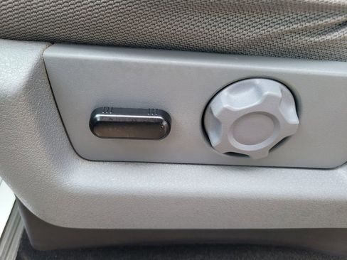 Used 2014 Ford F150 XLT w/ Equipment Group 302A Luxury image 28