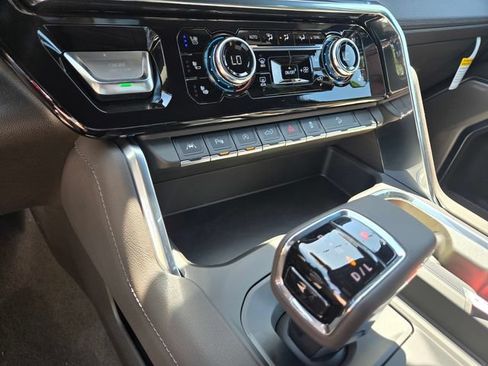 New 2026 GMC Sierra 1500 Denali AWD/4WD image 13