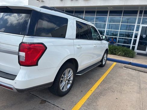 Used 2022 Ford Expedition XLT AWD/4WD image 8
