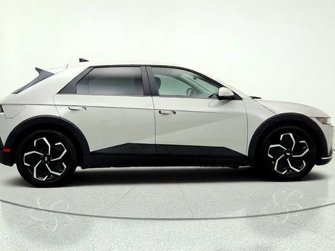 Used 2022 Hyundai Ioniq 5 SEL RWD image 4