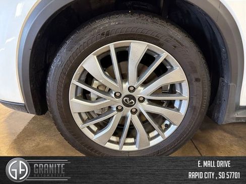 Used 2025 INFINITI QX50 Luxe AWD/4WD image 27