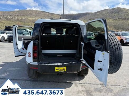 Used 2024 Land Rover Defender 90 S AWD/4WD image 26