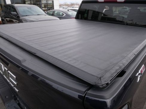 Used 2022 GMC Sierra 1500 Elevation image 9