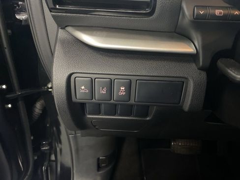 Used 2024 Mitsubishi Eclipse Cross AWD image 23