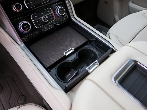 Used 2023 GMC Yukon XL Denali w/ LPO, Floor Liner Package image 24