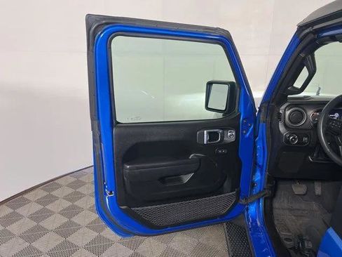 Certified 2023 Jeep Wrangler Sport AWD/4WD image 16