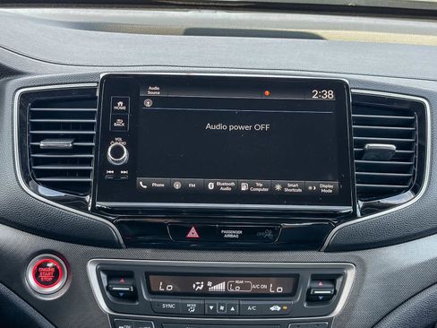 Used 2024 Honda Ridgeline Sport image 13