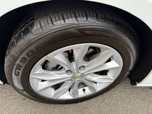 Used 2023 Chevrolet Malibu LT FWD image 38