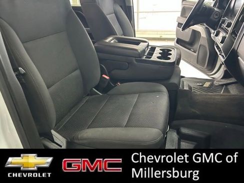 Used 2018 Chevrolet Silverado 2500 LT image 26