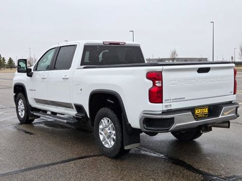Used 2021 Chevrolet Silverado 3500 LT w/ Convenience Package image 6