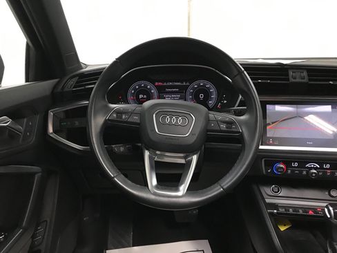 Used 2024 Audi Q3 2.0T Premium Plus w/ Premium Plus Package AWD/4WD image 19