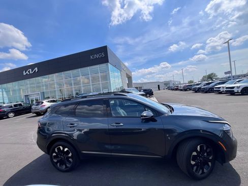 Certified 2024 Kia Sportage X-Line w/ X-Line Premium Package AWD/4WD image 3