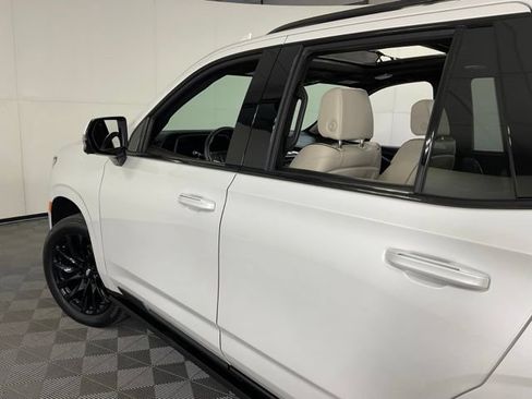 Certified 2022 Cadillac Escalade Sport w/ Touring Package AWD/4WD image 38