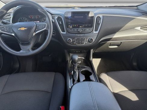Used 2023 Chevrolet Malibu LT image 11