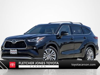 Used 2023 Toyota Highlander Platinum