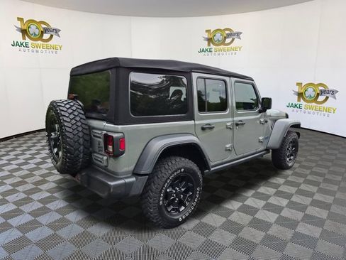 Used 2023 Jeep Wrangler Unlimited w/ Cold Weather Group AWD/4WD image 10