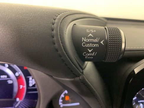 Used 2022 Lexus LS 500 AWD w/ Luxury Package image 23