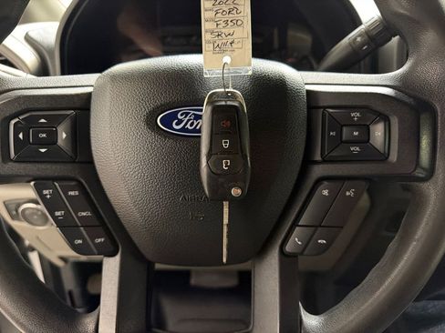 Used 2022 Ford F350 XL w/ Power Equipment Group AWD/4WD image 53