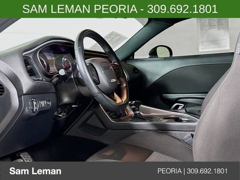 Used 2022 Dodge Challenger R/T w/ Performance Handling Group image 9