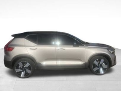 Used 2023 Volvo XC40 Recharge Ultimate w/ Protection Package Premier