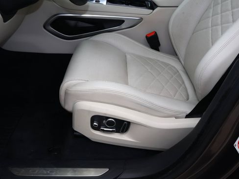 Used 2023 Jaguar F-PACE S AWD/4WD image 14