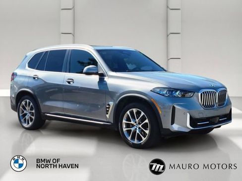 Certified 2024 BMW X5 xDrive40i AWD/4WD image 1