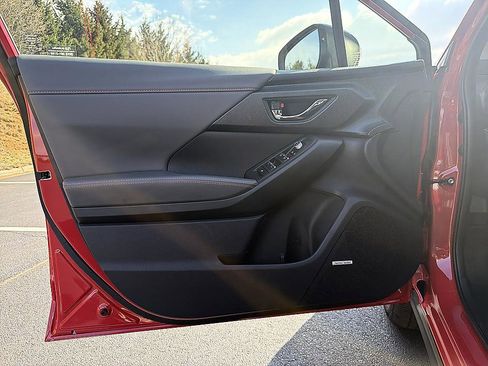 New 2026 Subaru Crosstrek 2.5i Limited AWD/4WD image 9