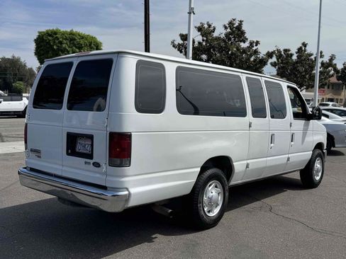 Used 2011 Ford E-350 and Econoline 350 XLT RWD image 6