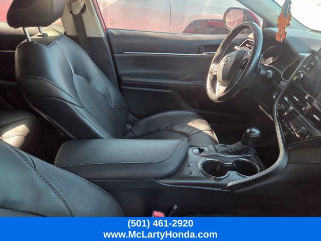 Used 2022 Toyota Camry XSE FWD image 8
