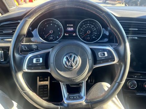 Used 2019 Volkswagen GTI SE image 32
