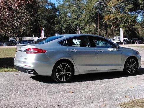 Used 2019 Ford Fusion Titanium AWD/4WD image 6