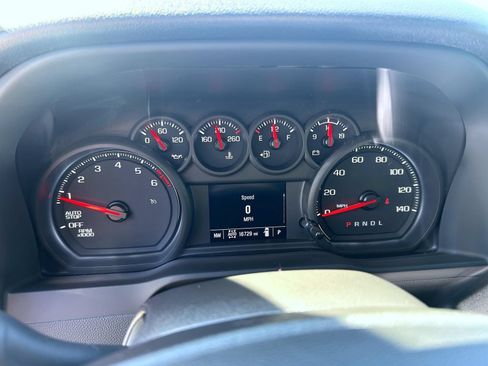 Certified 2024 Chevrolet Silverado 1500 Custom AWD/4WD image 15