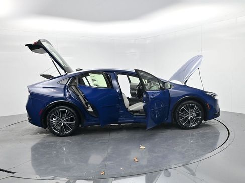 New 2026 Toyota Prius XLE image 61