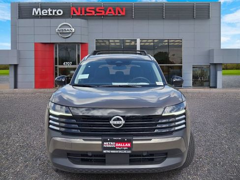 New 2026 Nissan Kicks SV w/ Cold Weather Package FWD image 2