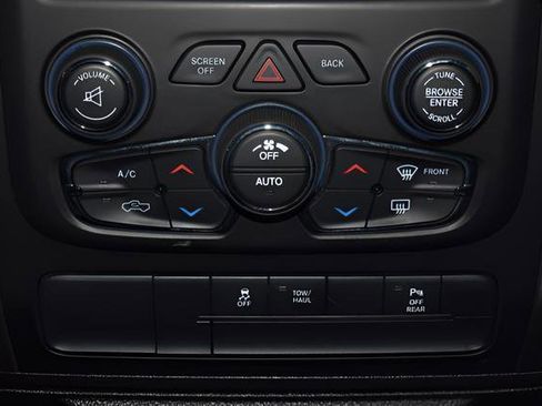 Used 2022 RAM 1500 Classic Warlock AWD/4WD image 16
