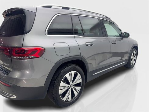 Used 2023 Mercedes-Benz EQB 300 4MATIC image 13